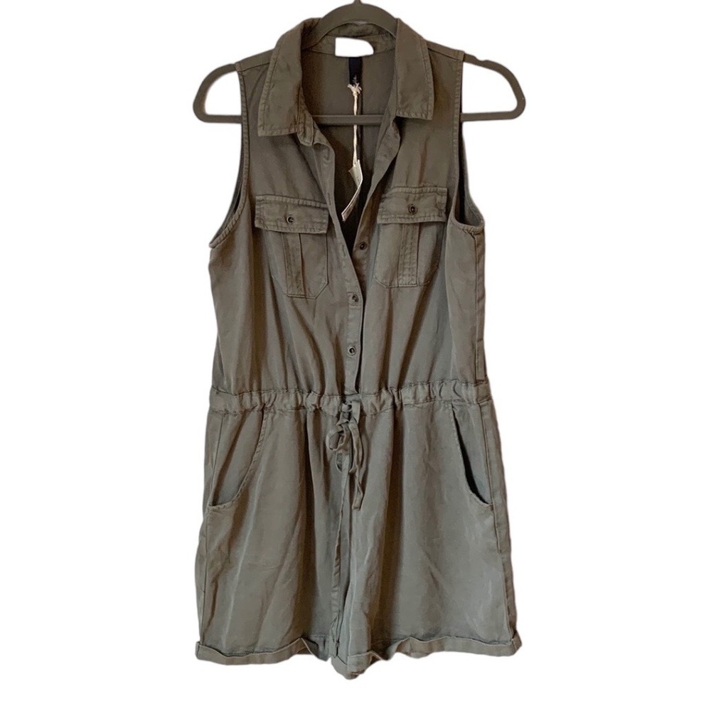 NWT Army Green Sleeveless Drawstring Waist Romper Shorts Jumpsuit Size Medium